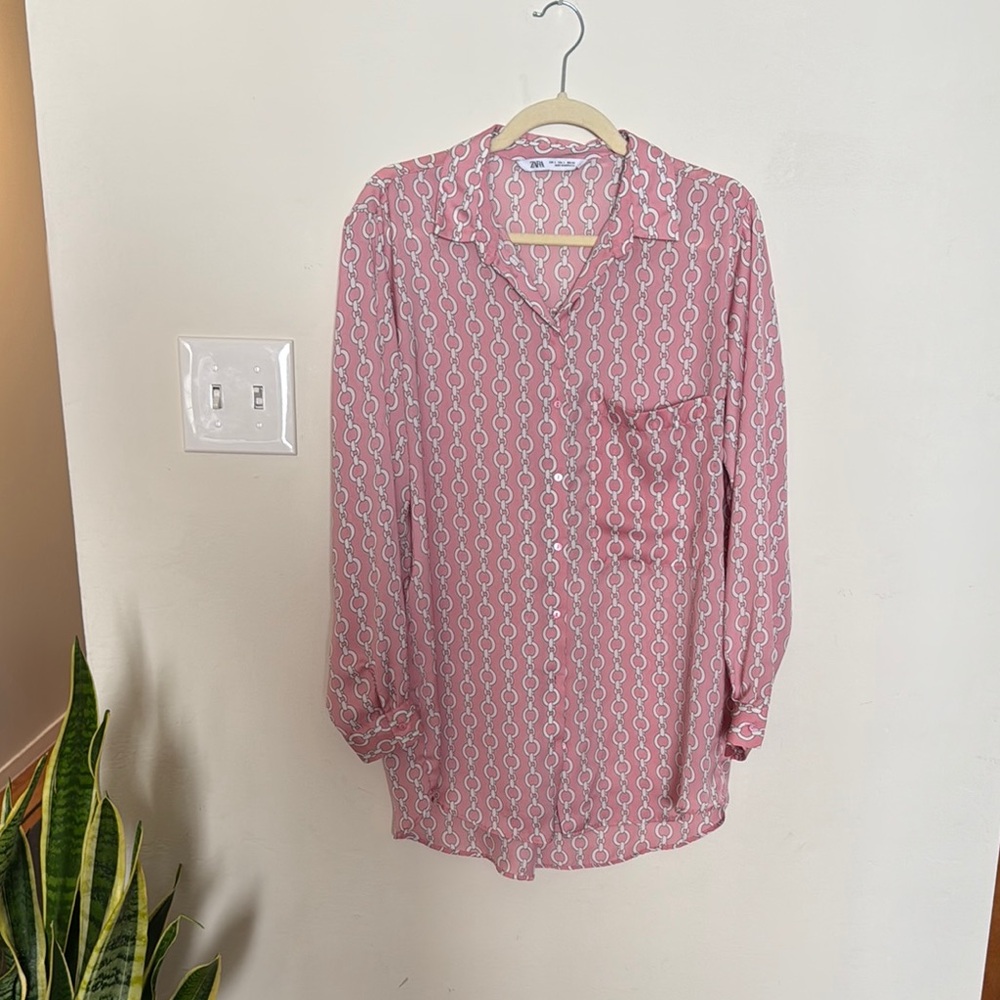 Zara Pink Chain Print Blouse - Picture 2 of 6